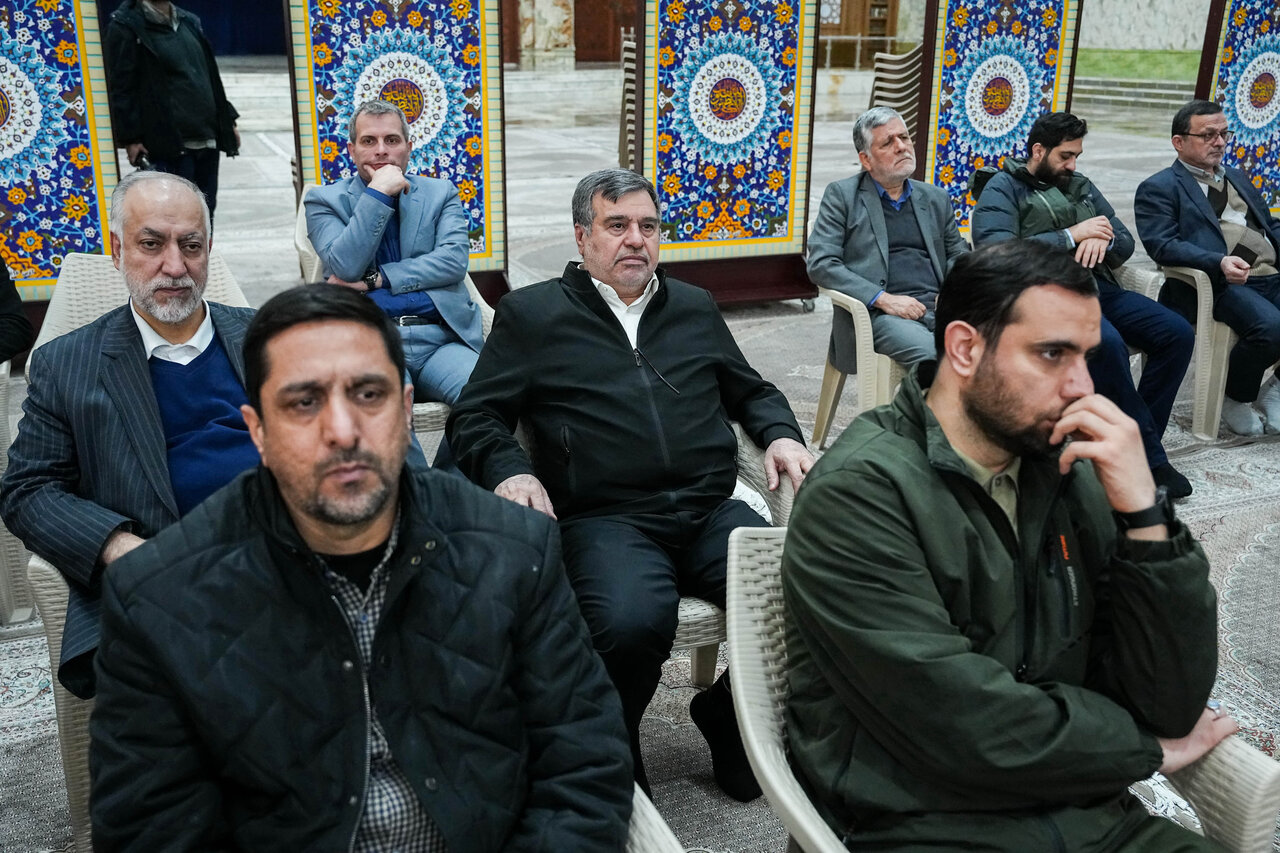 تجدید میثاق رئیس مجلس و نمایندگان با آرمان‌های امام(ره)