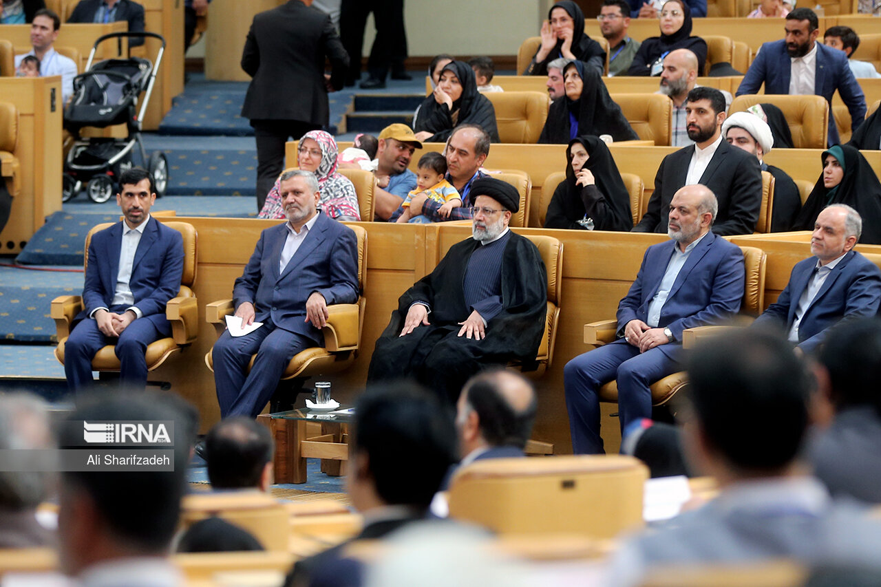 مراسم بزرگداشت هفته بهزیستی با حضور رئیسی