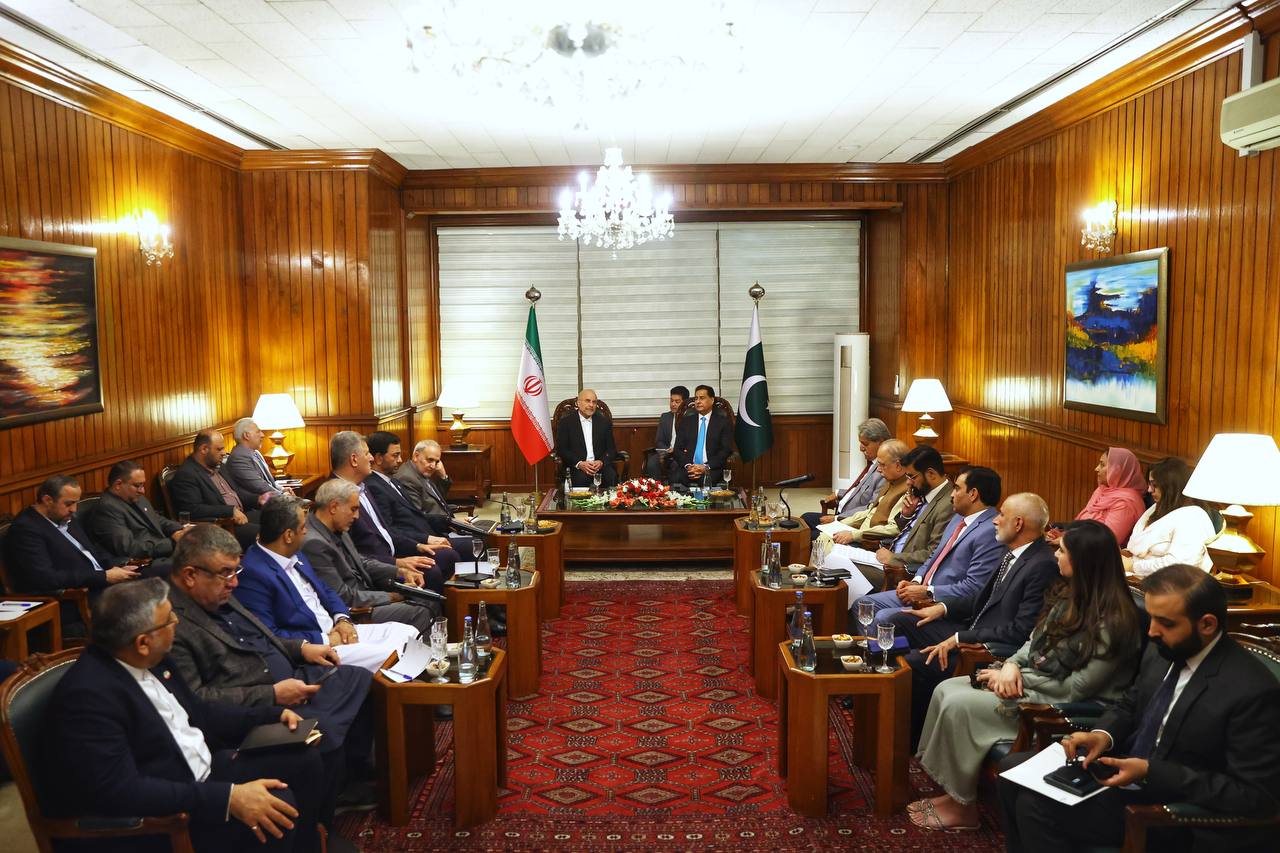 دیدار دو جانبه قالیباف و ایاز صادق