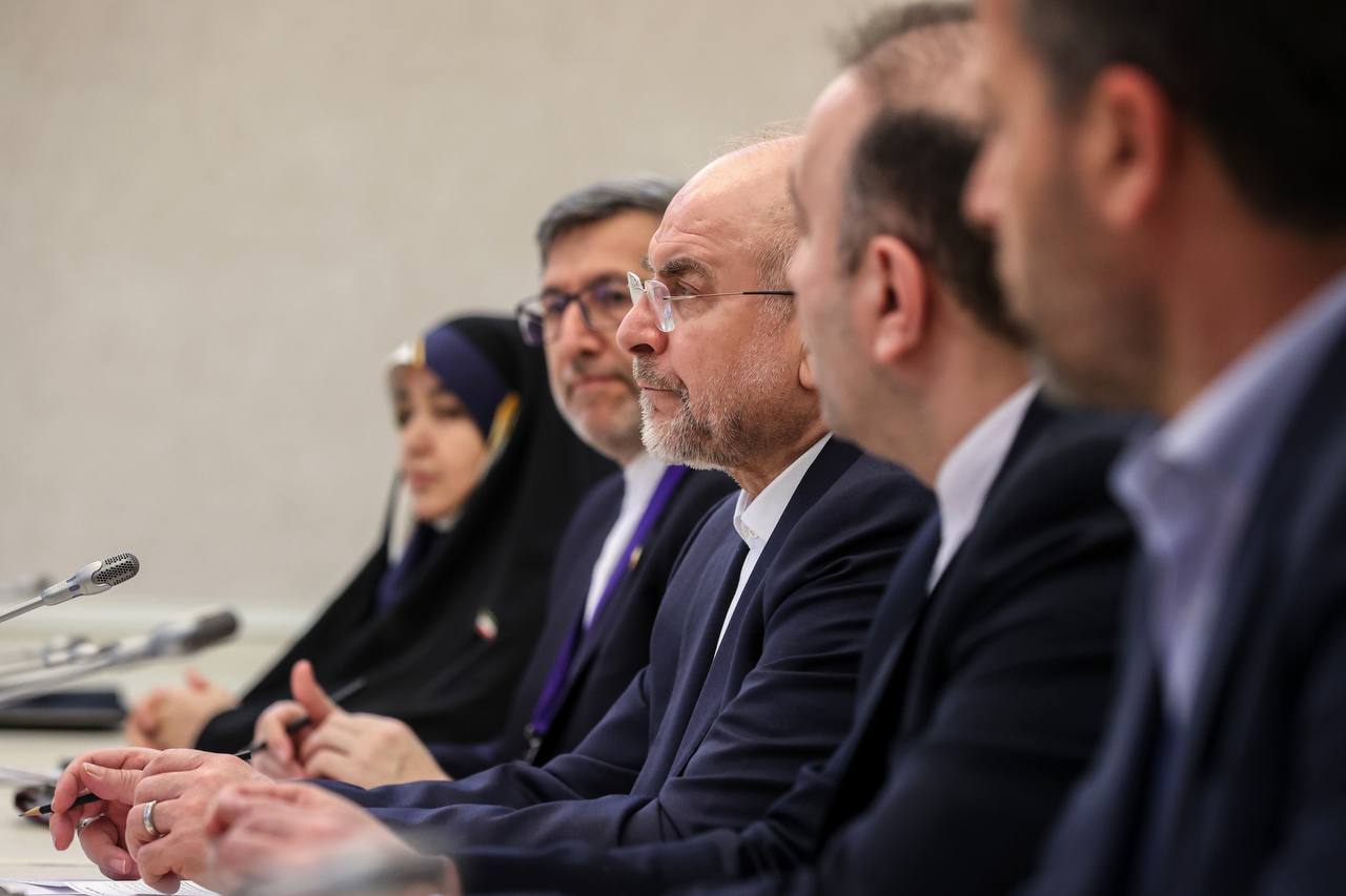دیدار یوسف رضا گیلانی با قالیباف در باکو - آذربایجان