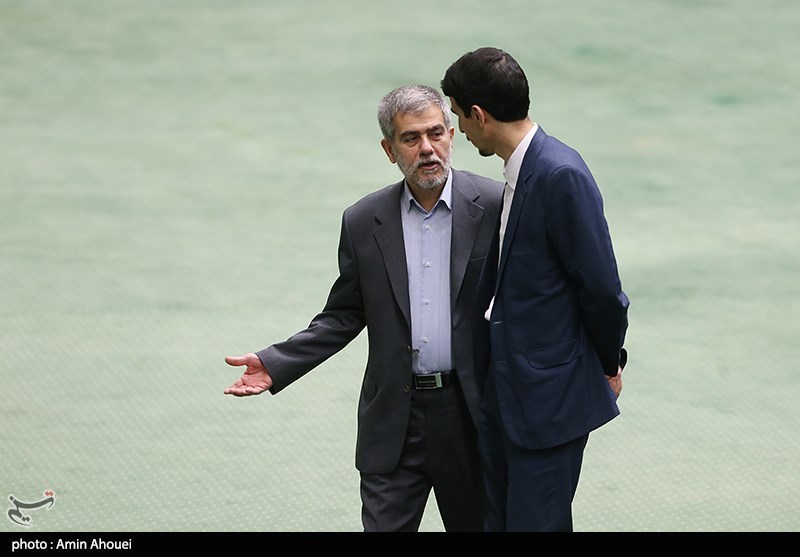 حضور اعضای کابینه در جلسه رأی اعتماد مرتضوی