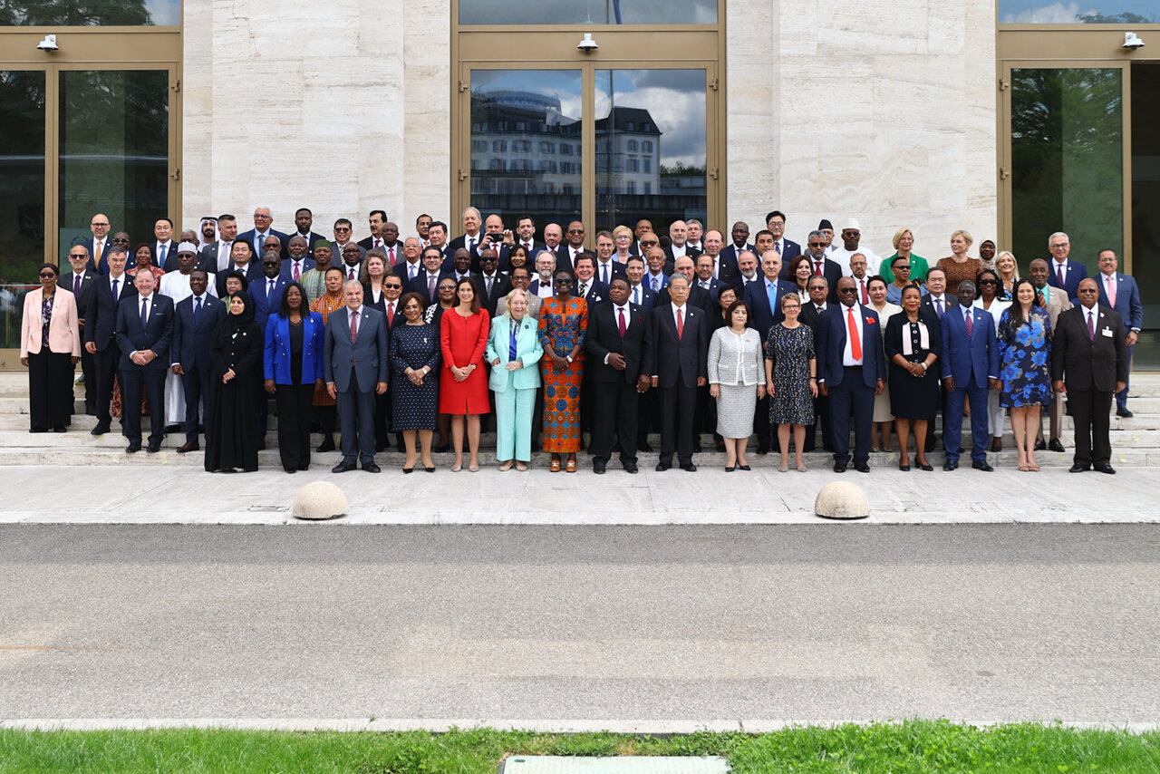 عکس یادگاری رؤسای مجالس جهان در ژنو