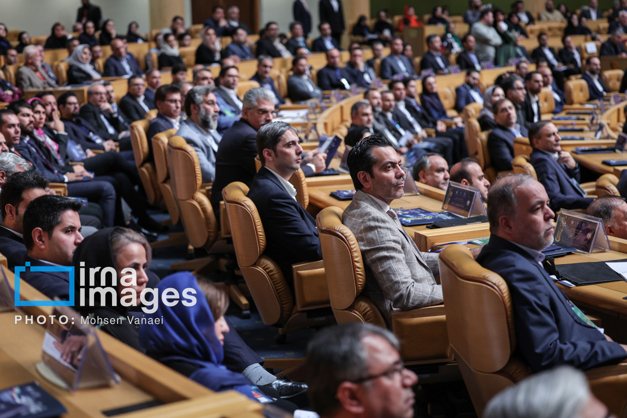 همایش «روز ملی صادرات» با حضور پزشکیان