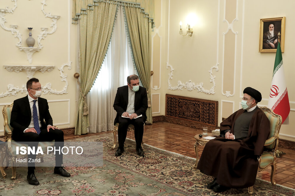 دیدار وزیر خارجه و تجارت مجارستان با رییس جمهوری