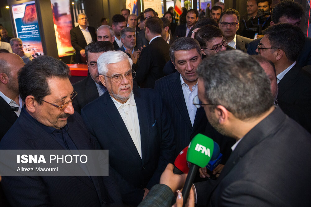 بازدید عارف از نمایشگاه ایران اکسپو ۲۰۲۵