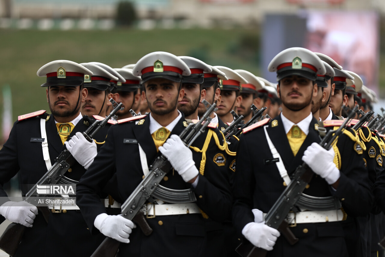 مراسم دانش آموختگی دانشگاه علوم انتظامی با حضور رئیسی