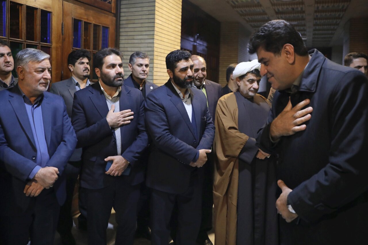 مراسم گرامیداشت درگذشت فرزند نماینده مردم لردگان در مجلس