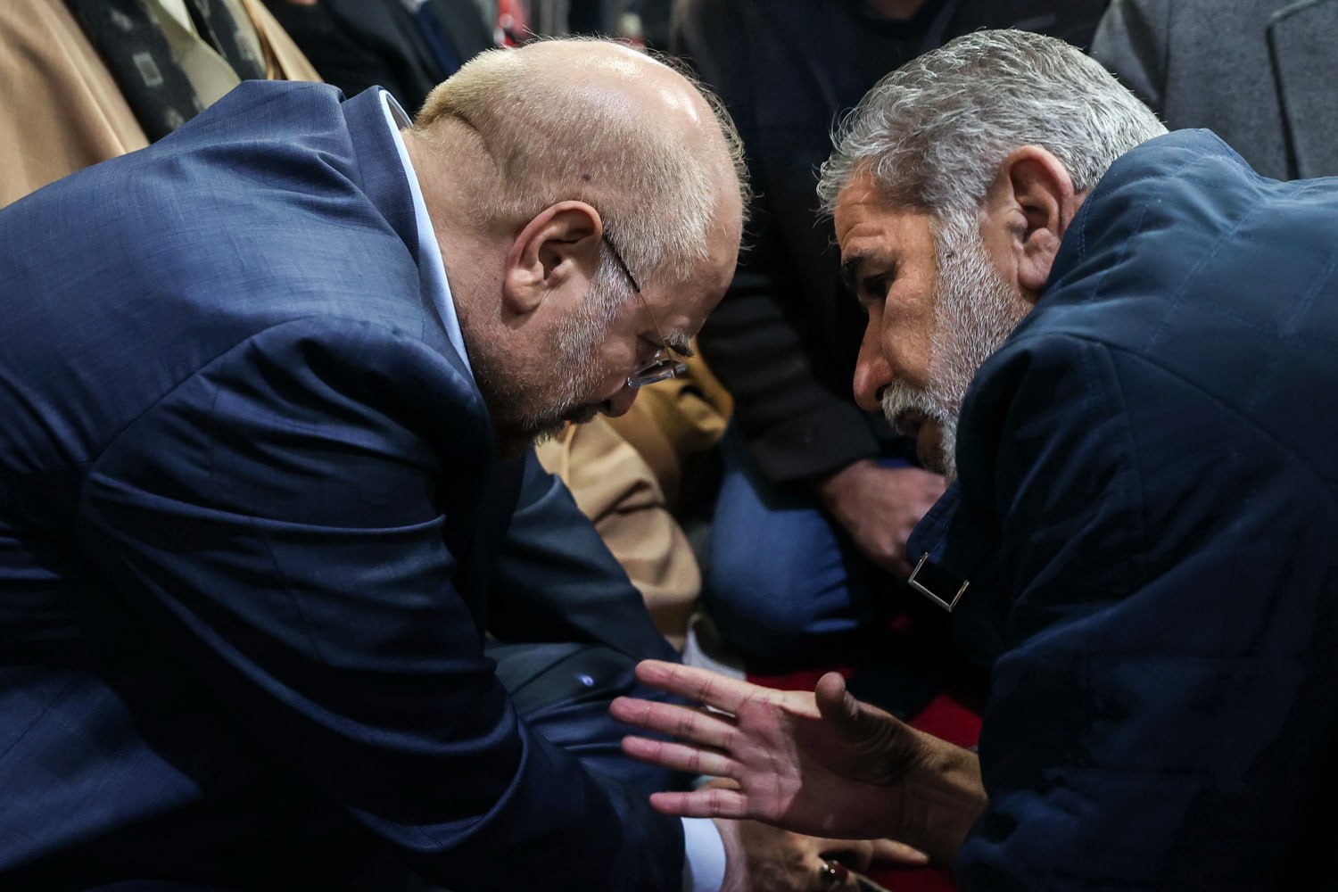 گفت‌وگوی قالیباف با مردم عزیز شهرستان بومهن در مسجد جامع اهل‌بیت (ع)