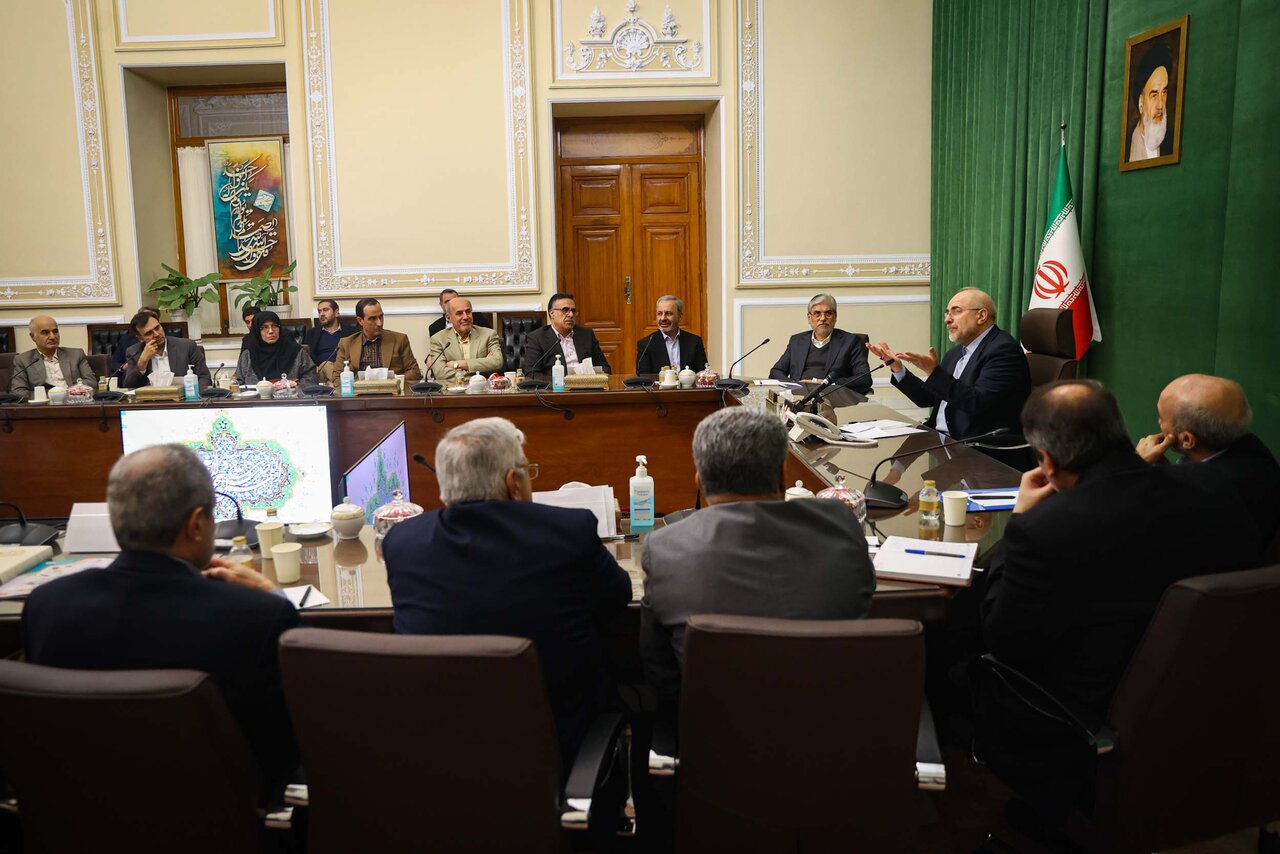 دیدار وزیر علوم و روسای دانشگاه های سراسر کشور با قالیباف
