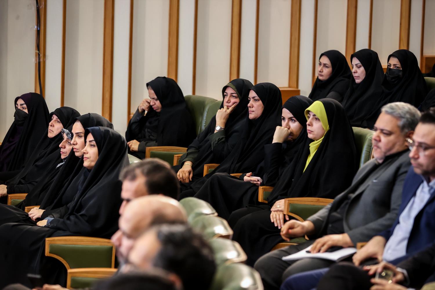 آیین تقدیر از پژوهشگران برتر مرکز پژوهش‌های مجلس با حضور قالیباف