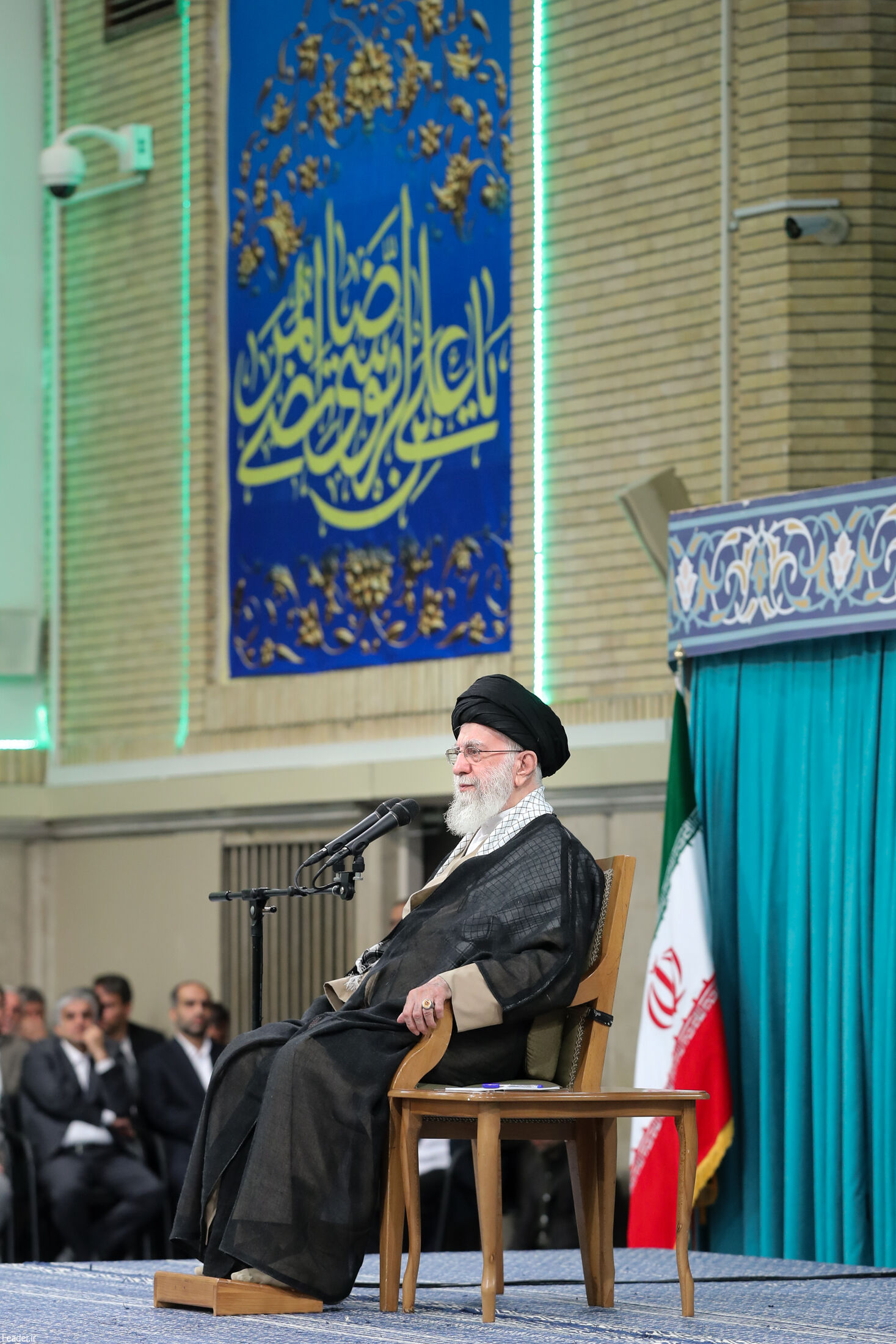 تصاویری از دیدار هزاران نفر از کارگران با رهبر انقلاب