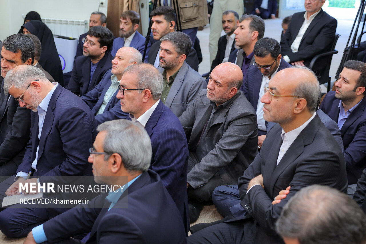 دیدار وزیر کشور و استانداران با رهبر انقلاب