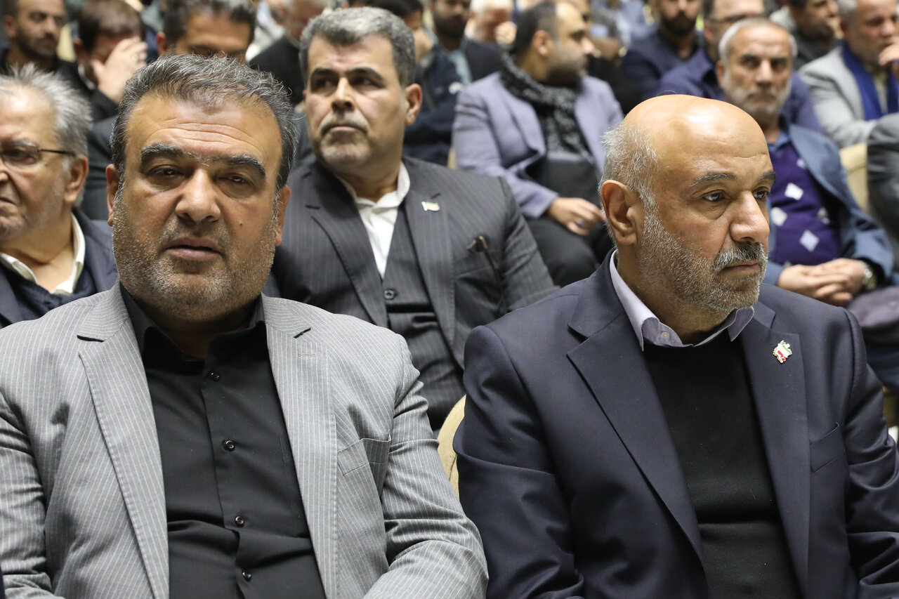 حضور قالیباف در مراسم ختم همسر و فرزندان معاون رئیس جمهور