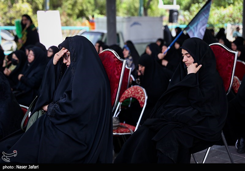 اجتماع صادقیون در فلکه دوم صادقیه