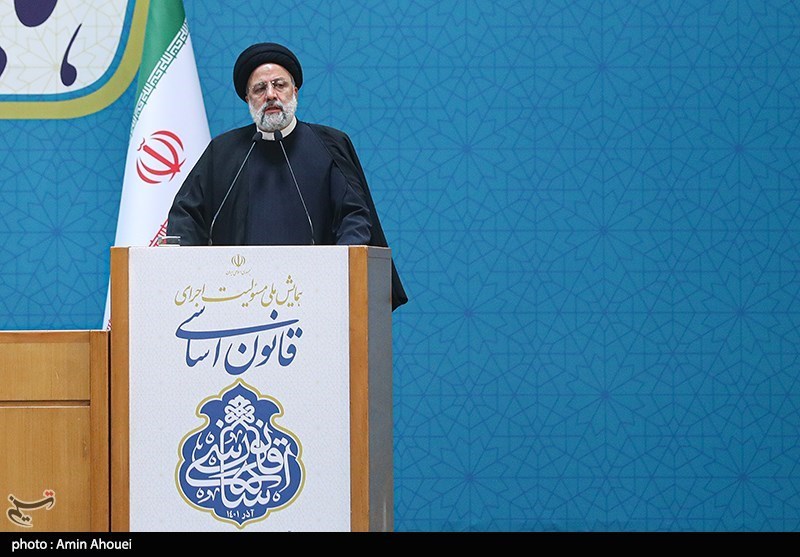 حضور قالیباف همایش ملی مسئولیت اجرای قانون اساسی