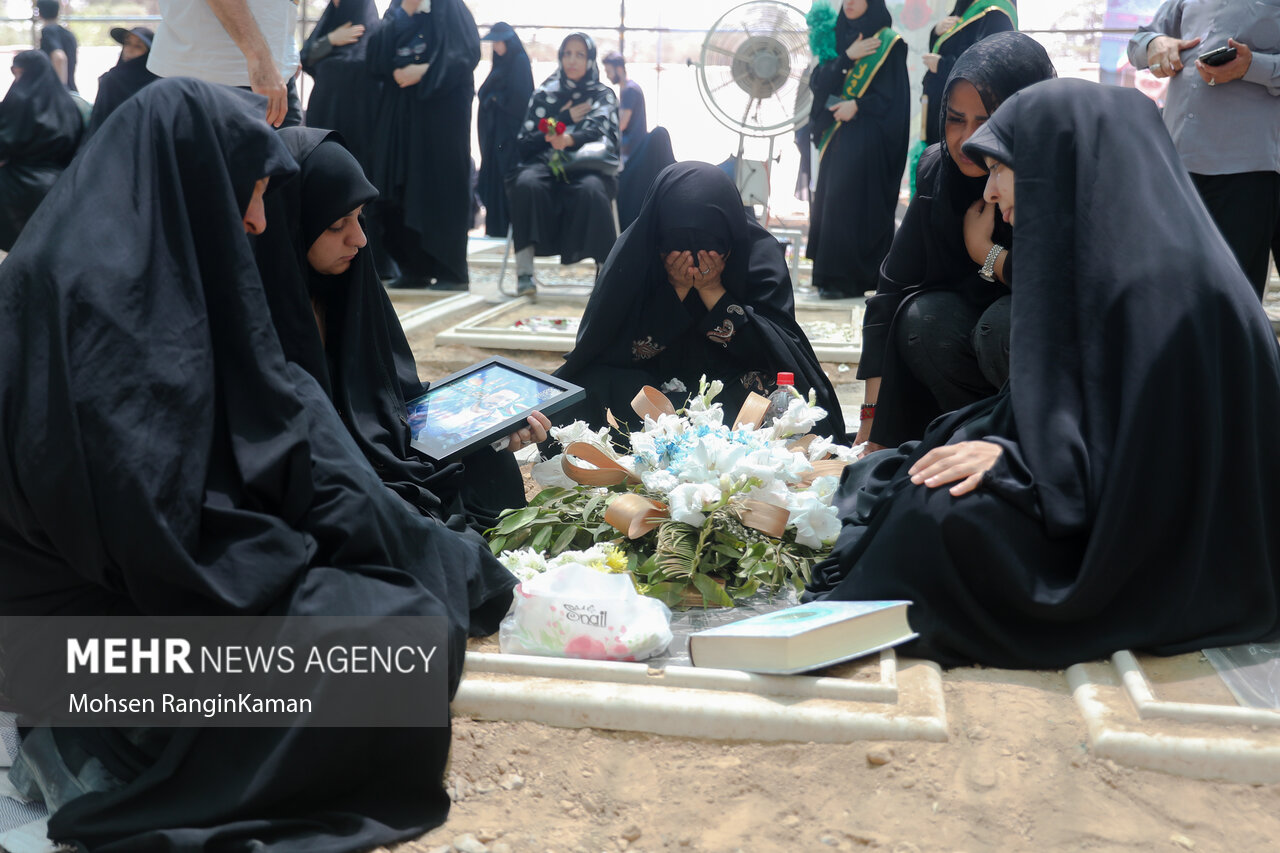 تشییع ‌پیکر شهدای تعرض رژیم اشغالگر صهیونیستی به ایران