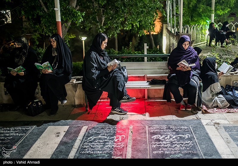  احیای شب قدر در امامزاده پنج تن لویزان