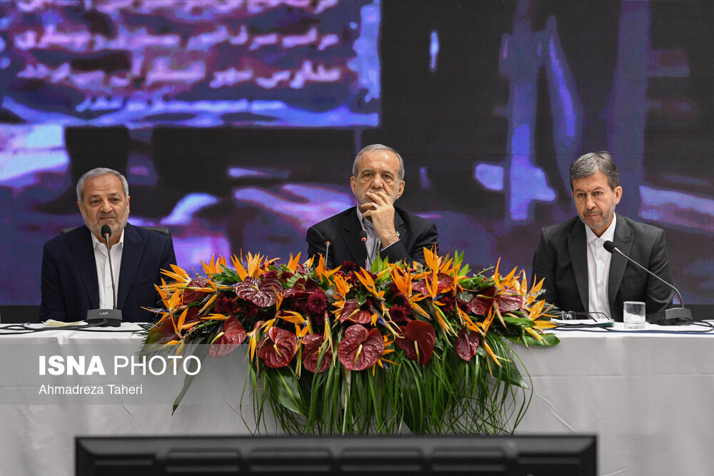 سفر رئیس جمهور به اصفهان