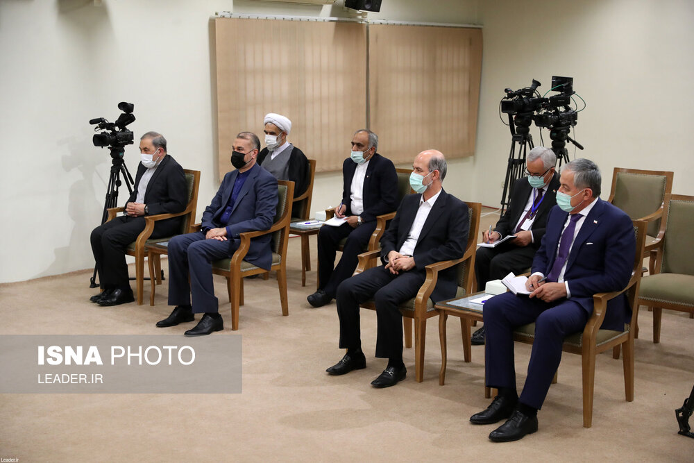 دیدار رئیس جمهور تاجیکستان و هیئت‌ همراه‌ با مقام معظم رهبری