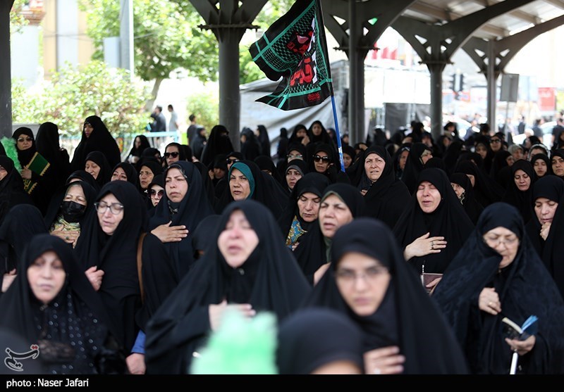 اجتماع صادقیون در فلکه دوم صادقیه