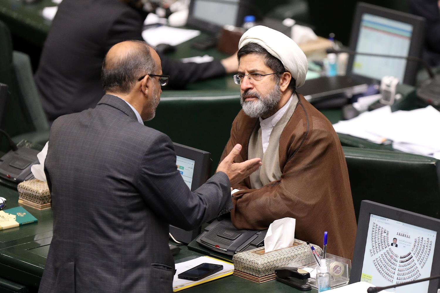 نوزدهمین نشست بررسی برنامه هفتم توسعه در صحن علنی مجلس