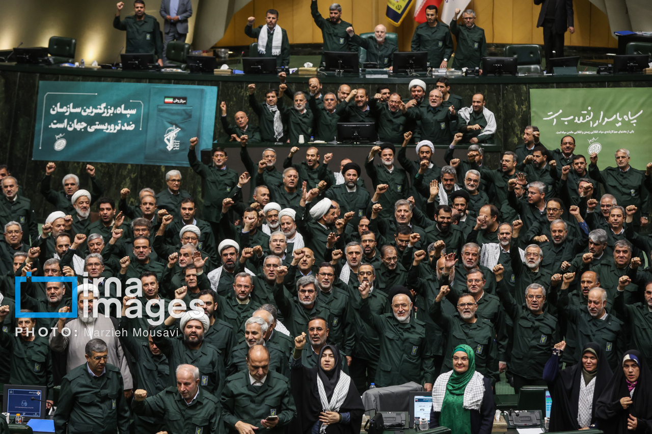 مراسم سالروز ورود امام خمینی(ره) به کشور