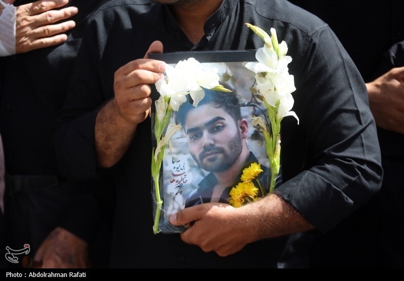 تشییع پیکر شهدای حملات رژیم صهیونیستی در همدان