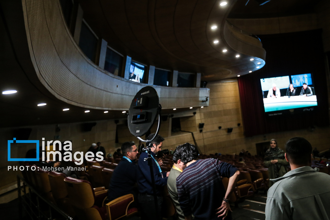 حاشیه های چهل‌وسومین جشنواره فیلم فجر - روز پنجم