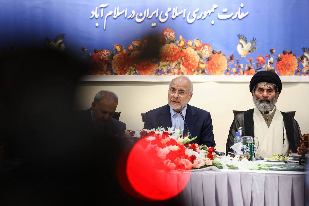 نشست صمیمی قالیباف