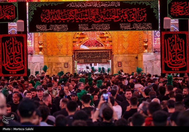 حرم مطهر امام حسین (ع) در شب اربعین