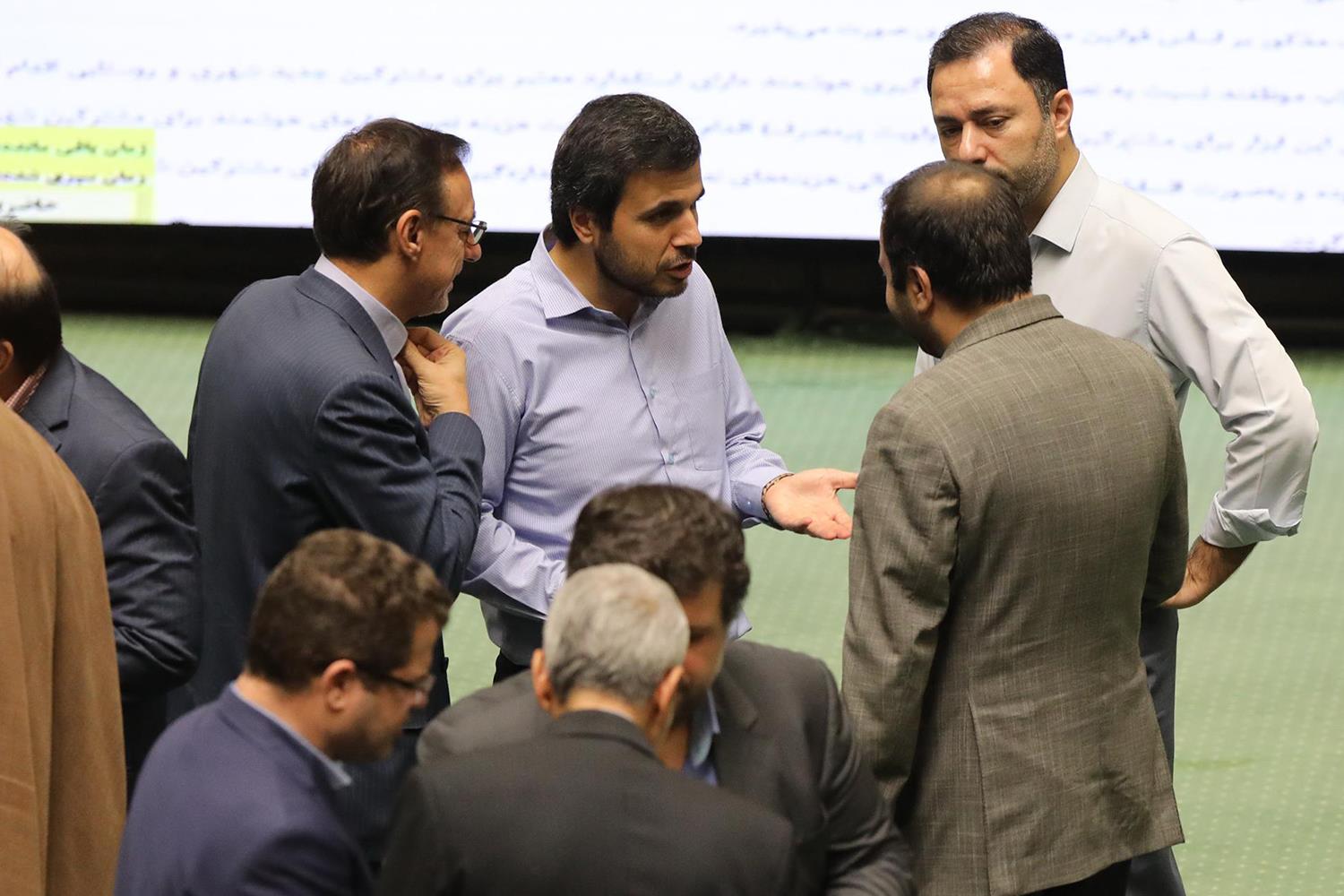 نشست بررسی برنامه هفتم توسعه در مجلس 