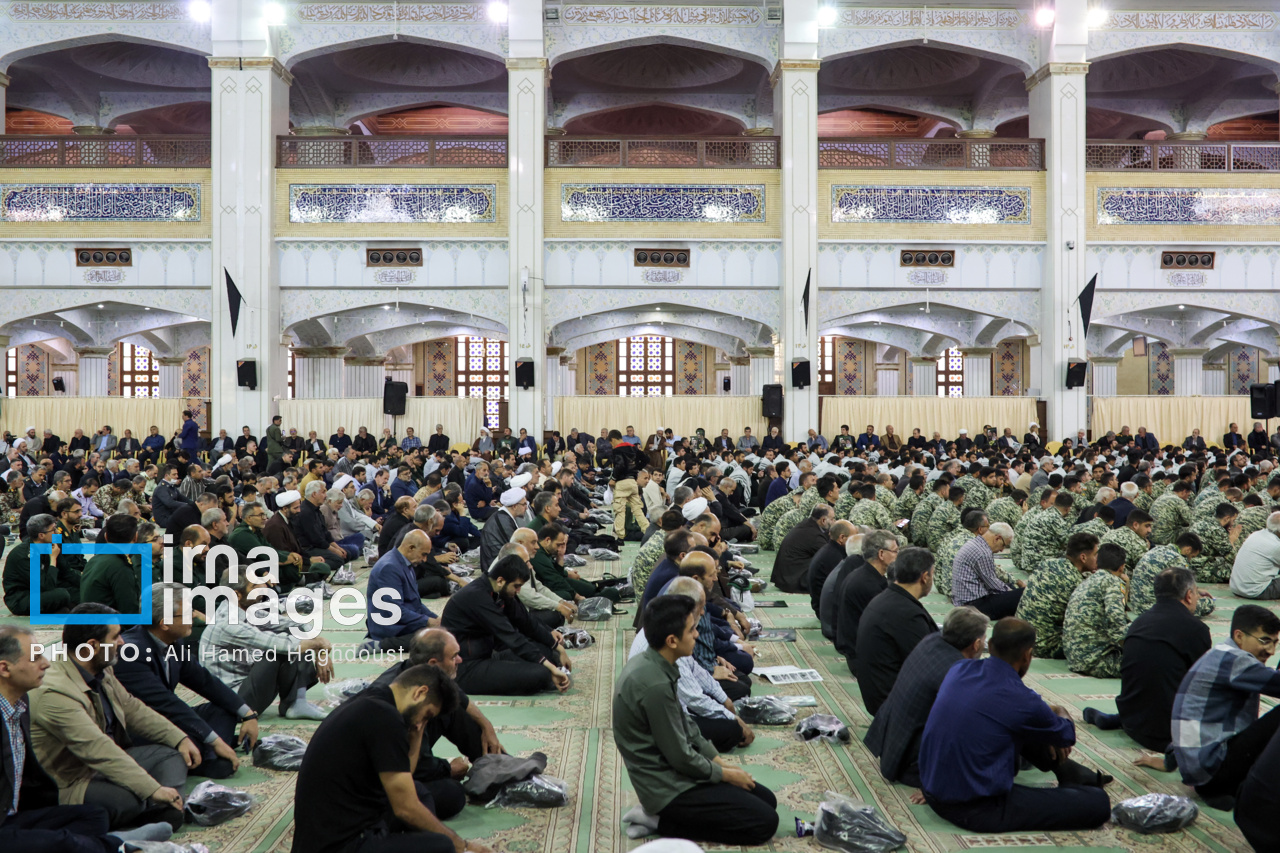 مراسم سالگرد شهدای خدمت در مصلای تبریز 