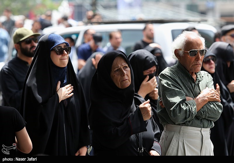 اجتماع صادقیون در فلکه دوم صادقیه