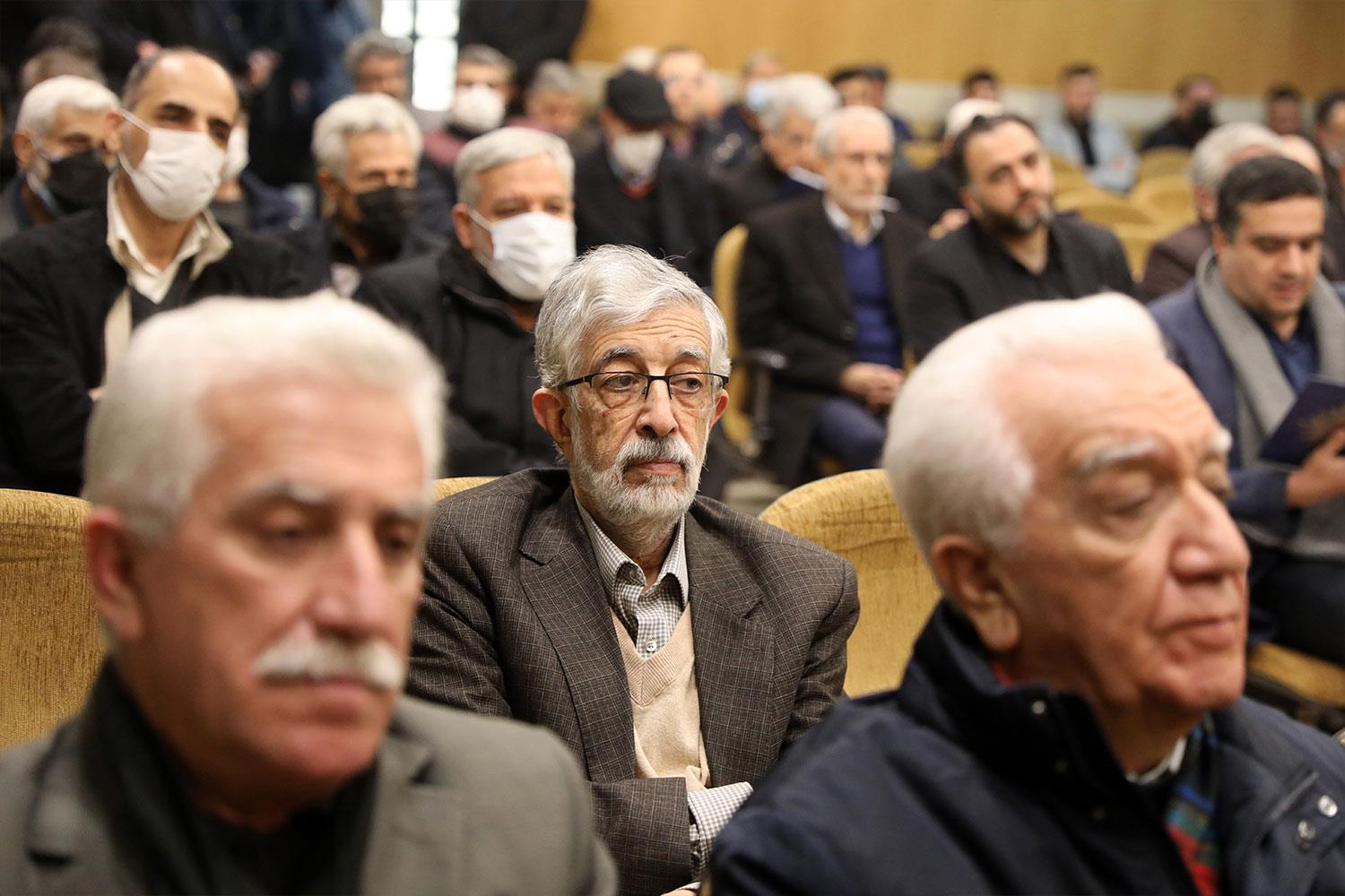 حضور قالیباف در مراسم ختم پدر سیدمصطفی آقامیرسلیم