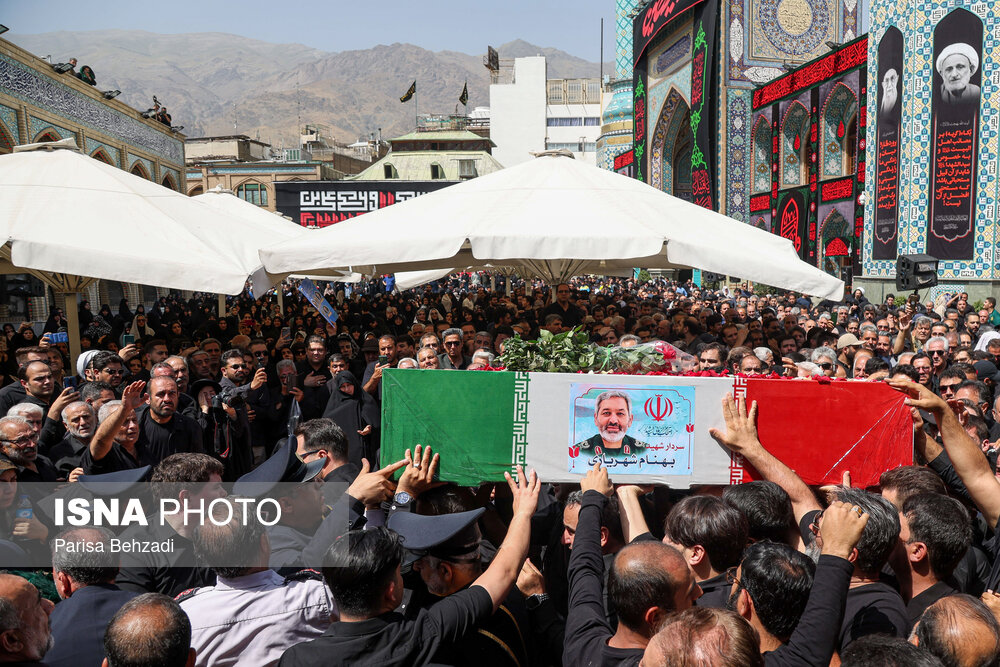 مراسم خاکسپاری شهدای اقتدار ایران در امامزاده صالح (ع) - تهران