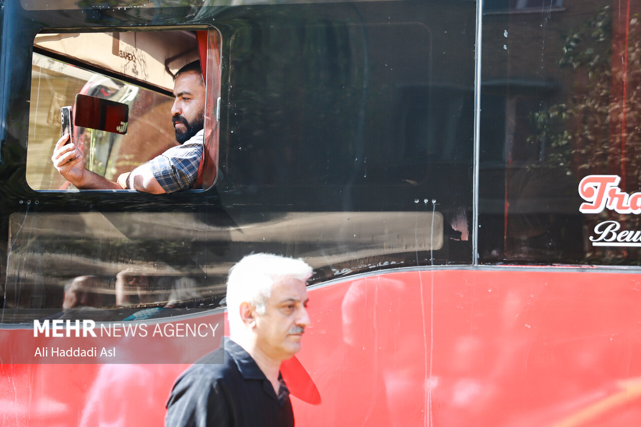 تصاویر مراسم تشییع پیکر ناصر تقوایی