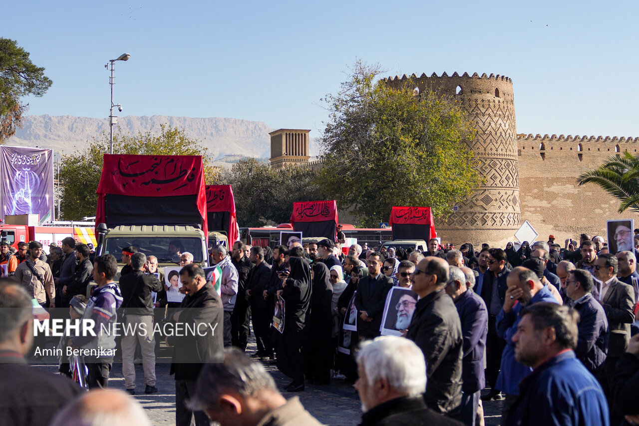 تشییع پیکر مطهر ۳۰۰ شهید گمنام دفاع مقدس در سراسر کشور