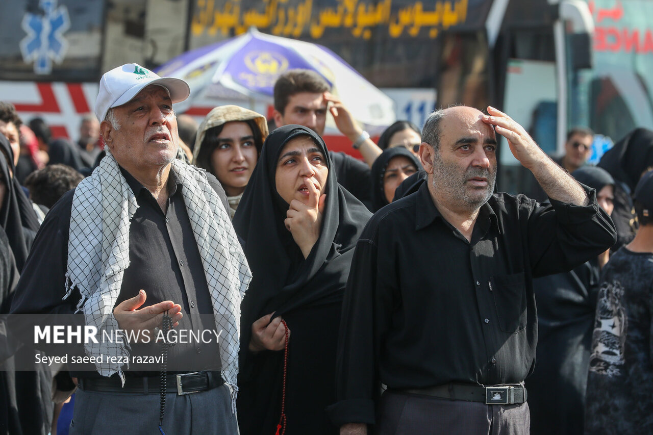  مراسم پیاده‌روی جاماندگان اربعین