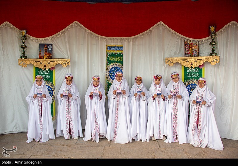 جشن روزه اولی ها در حرم مطهر حضرت شاهچراغ (ع)