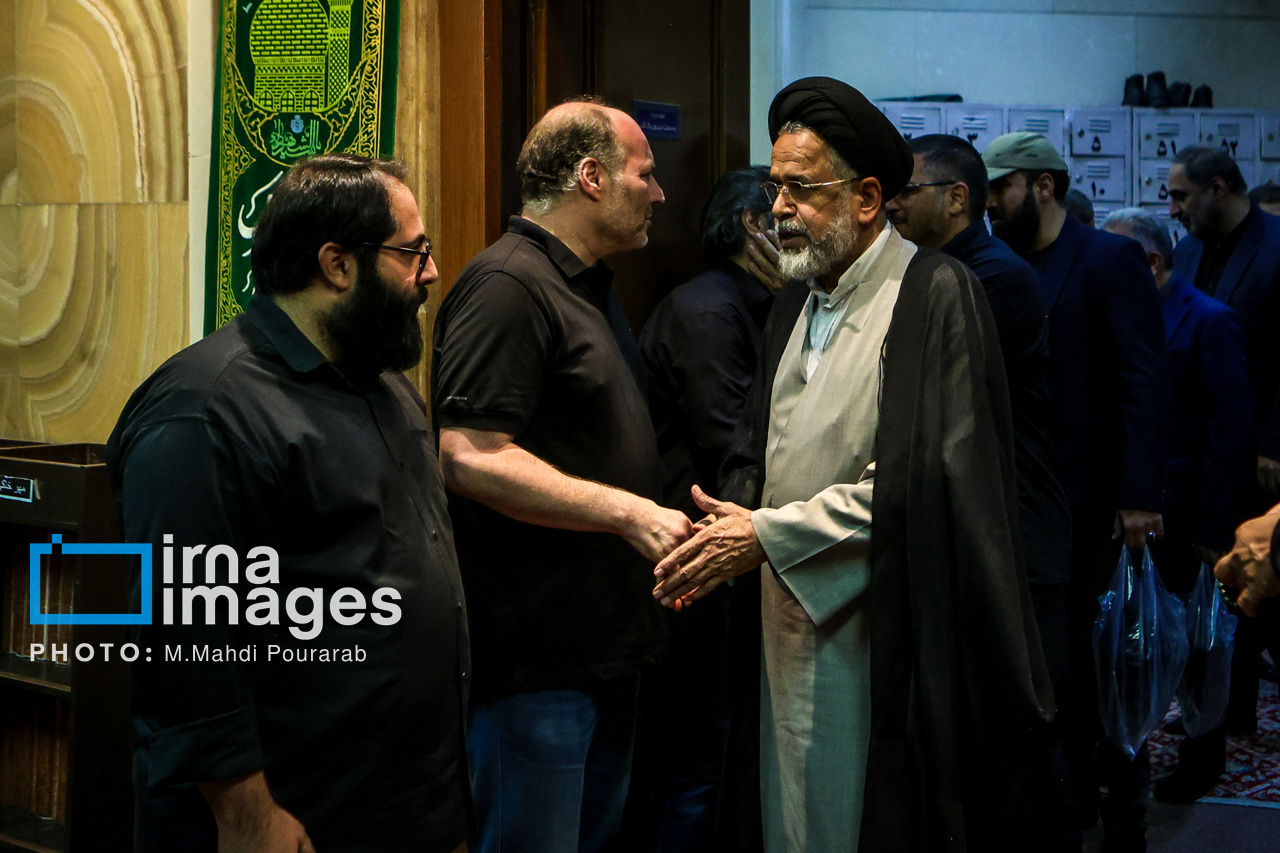 قالیباف و پزشکیان در مجلس ترحیم احمد توکلی