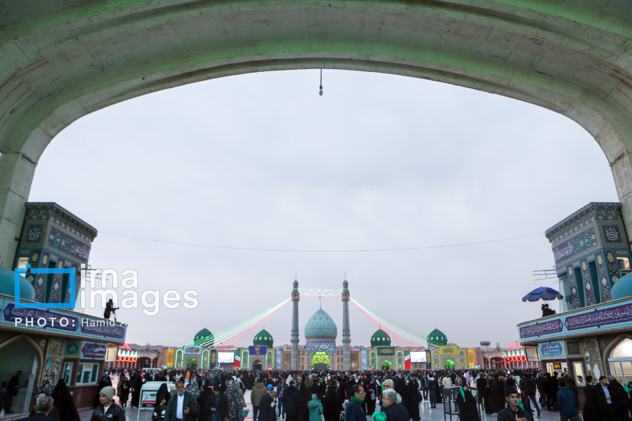 شب نیمه شعبان در مسجد جمکران