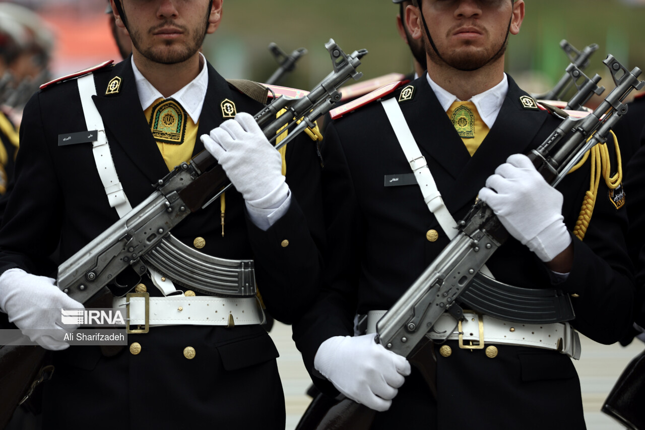 مراسم دانش آموختگی دانشگاه علوم انتظامی با حضور رئیسی