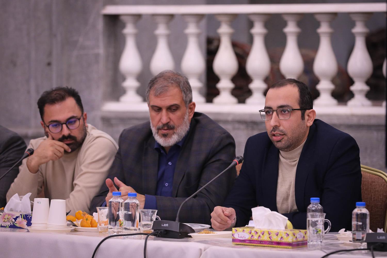 دیدار شورایاران محلات تهران با قالیباف