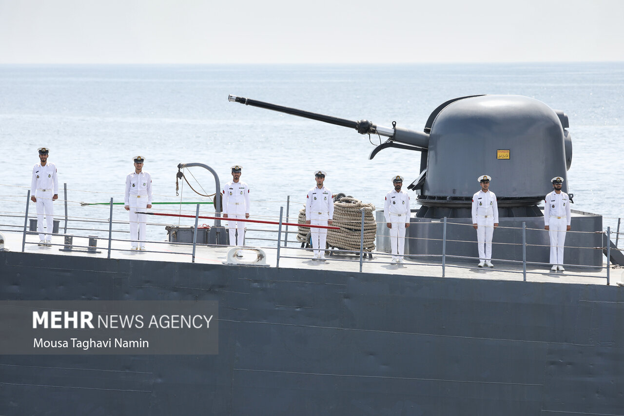 رژه پایانی رزمایش مرکب کمربند امنیت دریایی