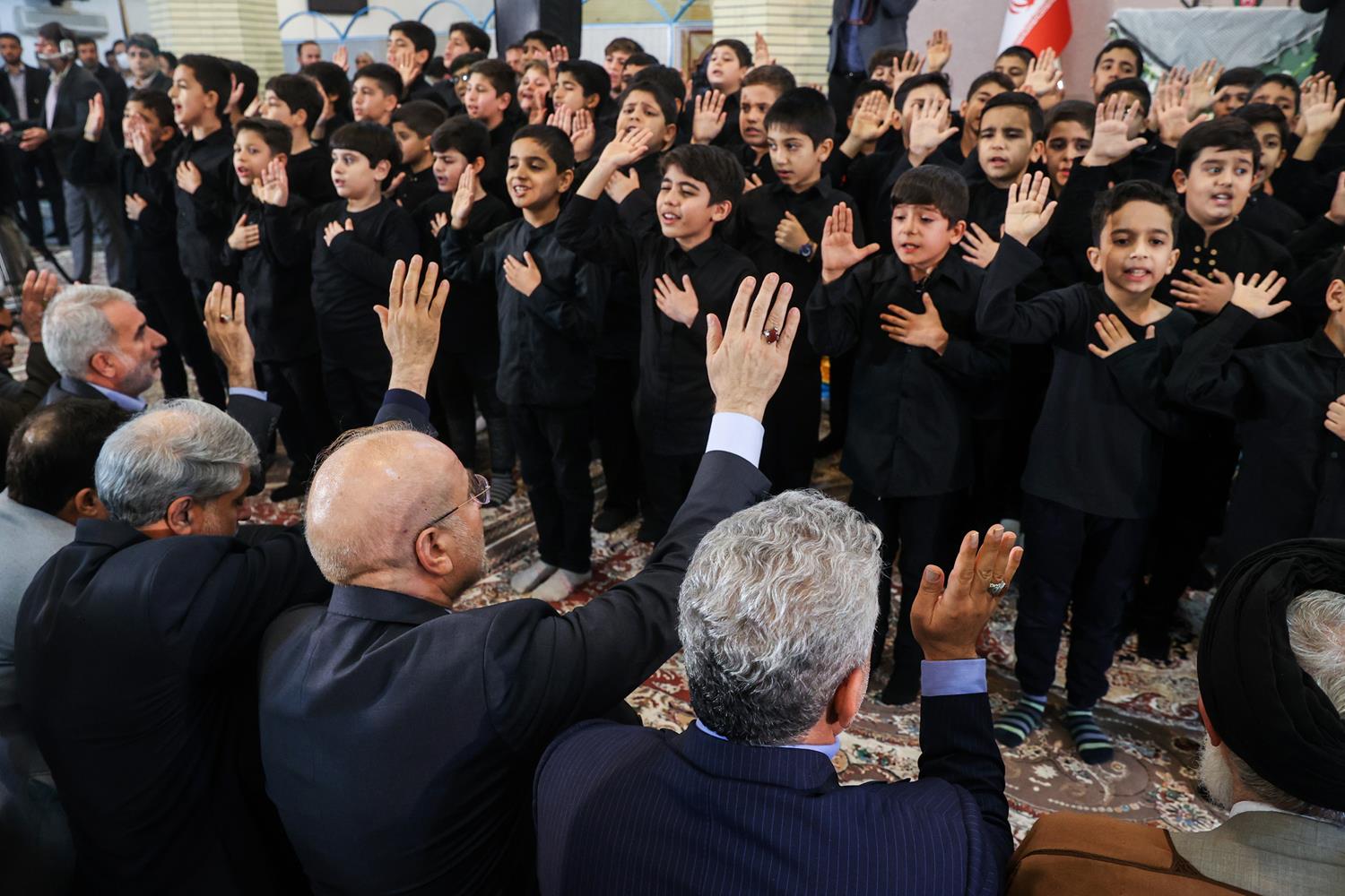 یادواره ۴۳۷ شهید والامقام بندرانزلی با حضور قالیباف