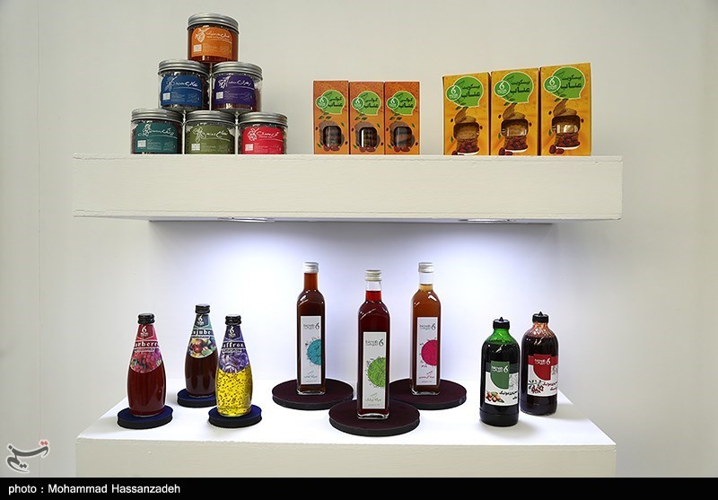 افتتاح نمایشگاه دستاوردهای جهاد دانشگاهی ۱۴۰۰ 