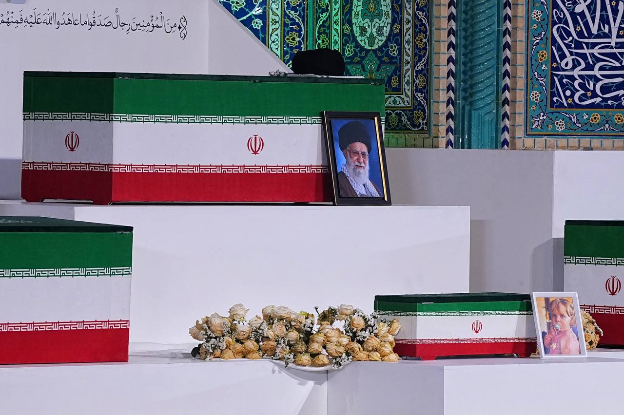 ادای احترام سران قوا