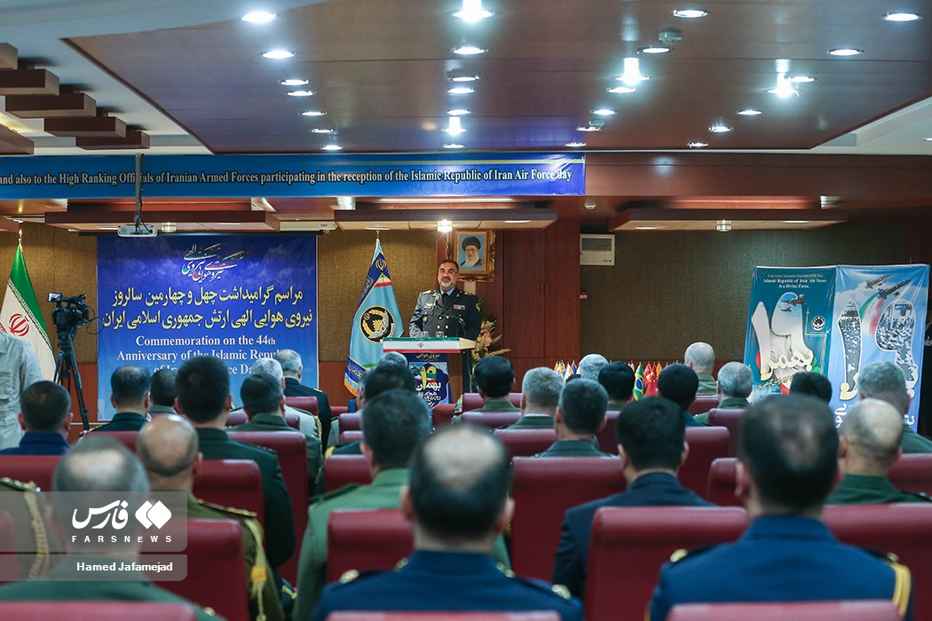 دیدار وابستگان نظامی کشورهای خارجی با فرمانده نهاجا