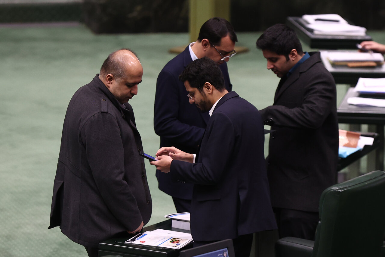 نشست علنی مجلس