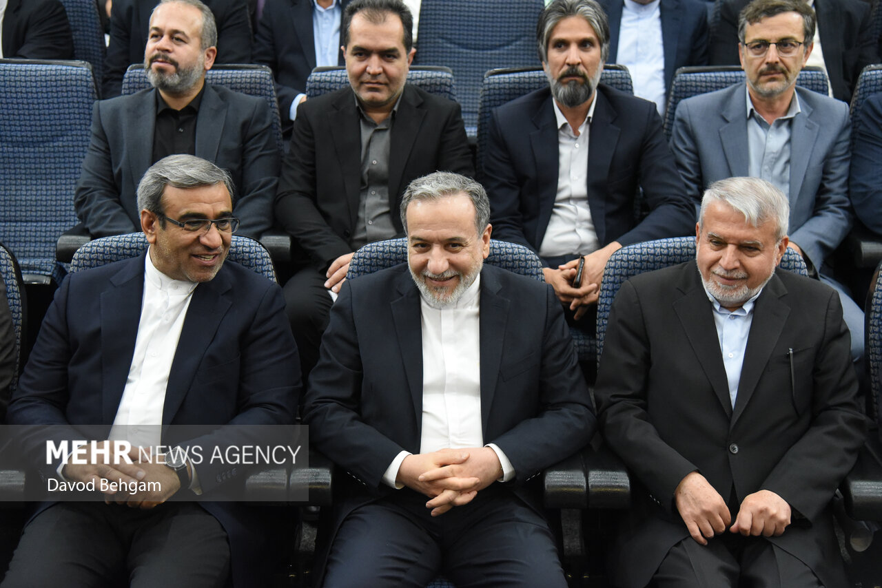  نشست منطقه ای دیپلماسی استانی در مشهد